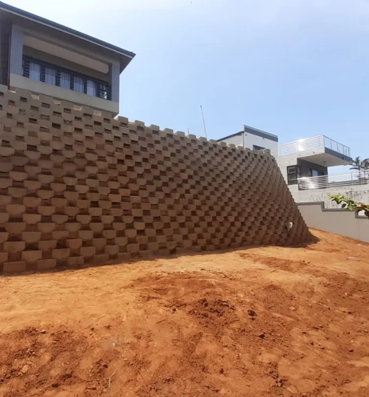 Retaining-Wall